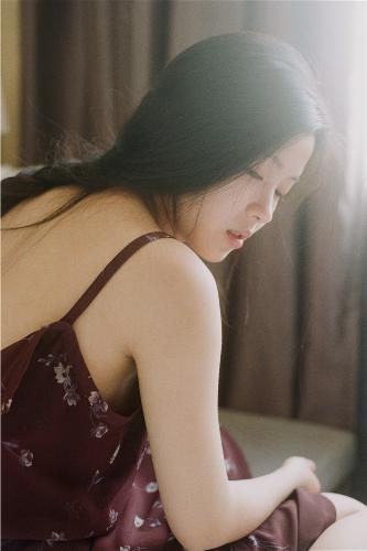 少妇浴室惊魂！2个男人？！她与儿子之间究竟发生了什么？
